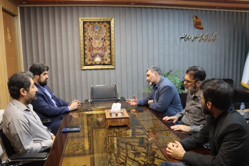 نشست رسمی و مشترک مدیرعامل شرکت مهر امداد(شمساما) با مشاور عالی مدیرعامل شرکت شهرک های صنعتی استان قم با هدف توسعه همکاری ها