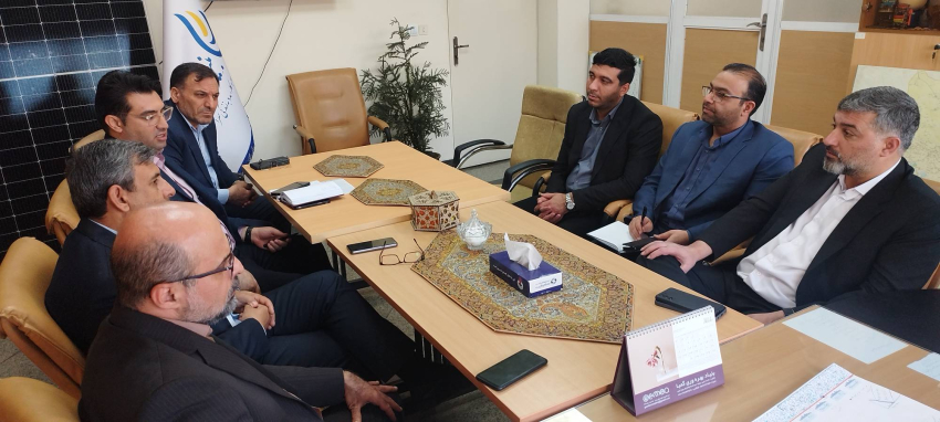 نشست مدیرعامل شرکت مهر امداد (شمساما) با معاون اشتغال کمیته امداد استان فارس و مدیران شرکت‌های دانش‌بنیان با محوریت توسعه همکاری‌های مشترک