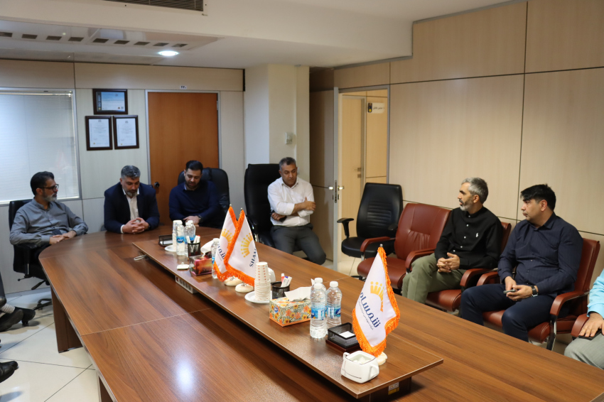 تبیین برنامه های آتی و رویکردهای راهبردی شرکت در نشست صمیمانه مدیرعامل شرکت مهرامداد (شمساما) با کارکنان